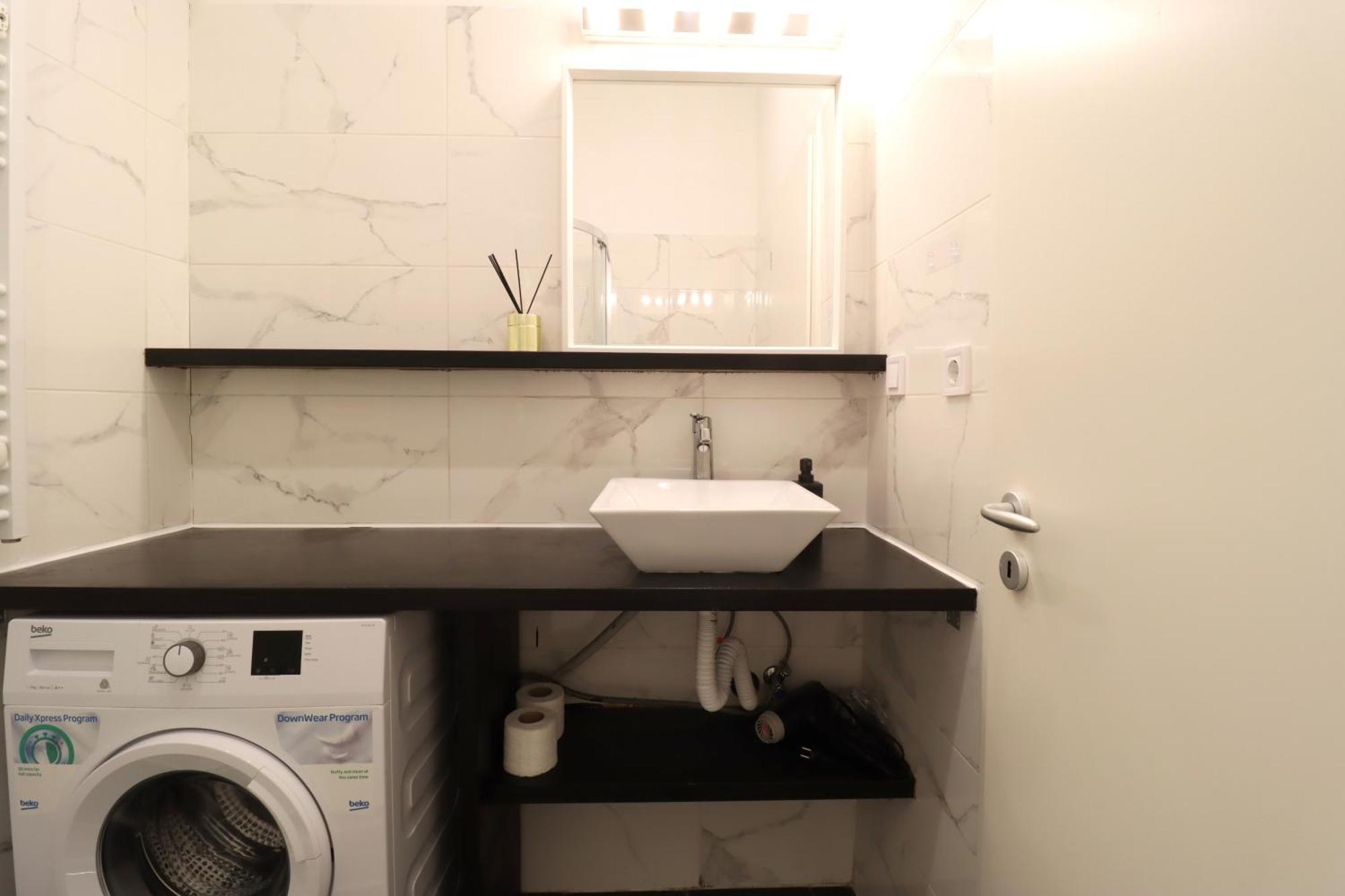 A13 Downtown Apartments With Parking Budapest Luaran gambar
